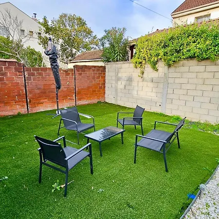Apartment Style Hoteliere Dans Partage, Le Pepsy Paris & Stade De France Epinay-sur-Seine